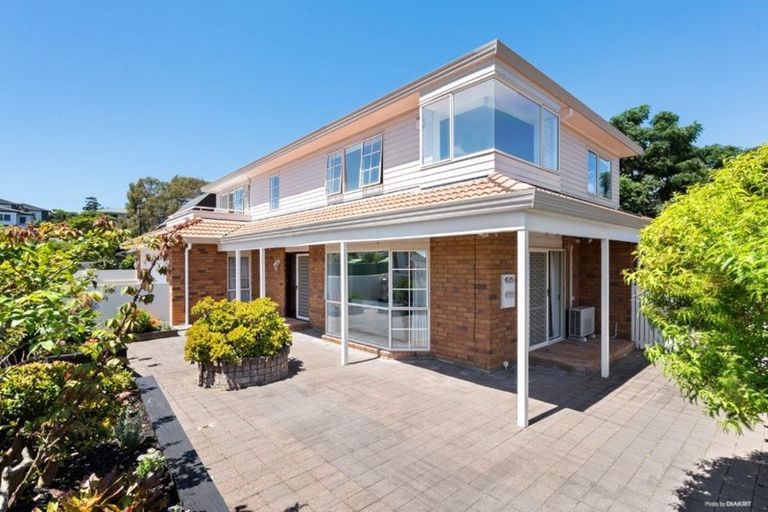 Photo of property in 11 Devon Road, Bucklands Beach, Auckland, 2012
