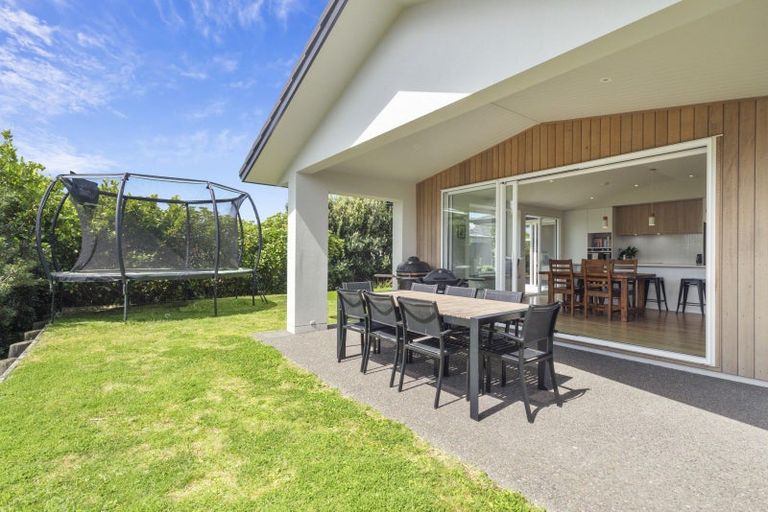 Photo of property in 15 Louise Drive, Ohauiti, Tauranga, 3112