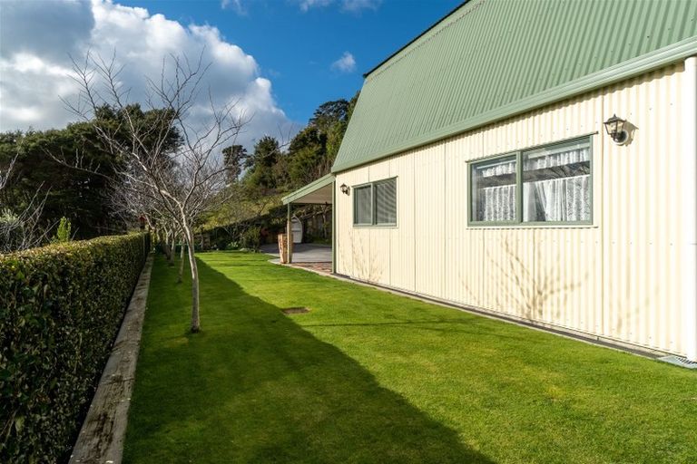 Photo of property in 11 Patton Place, Tairua, 3508