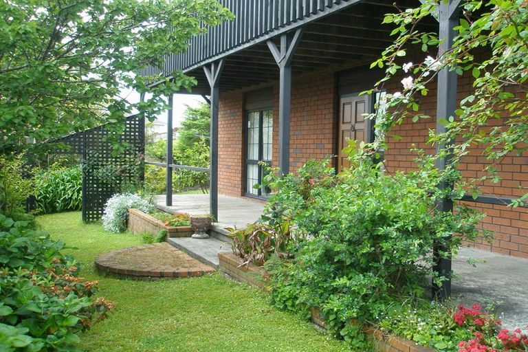 Photo of property in 2/98 Simmental Crescent, Somerville, Auckland, 2014