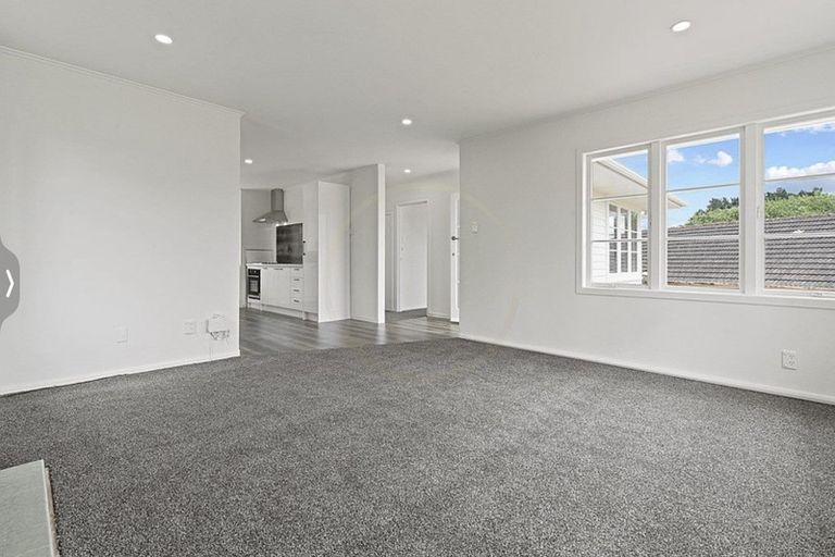 Photo of property in 51 Velvet Crescent, Otara, Auckland, 2023