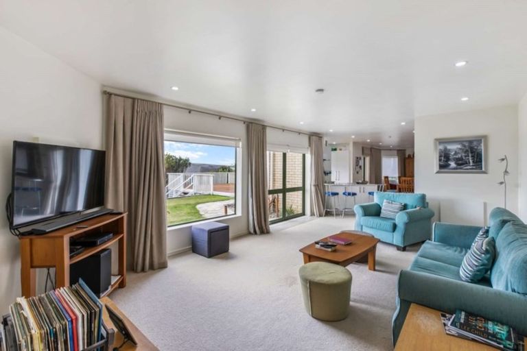 Photo of property in 22 Clansman Terrace, Gulf Harbour, Whangaparaoa, 0930