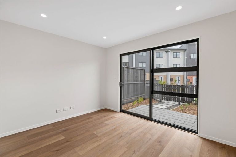 Photo of property in 12 Selo Street, Glen Eden, Auckland, 0602