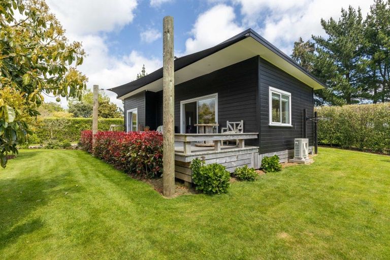 Photo of property in 82 Tikorangi Road, Tikorangi, Waitara, 4383