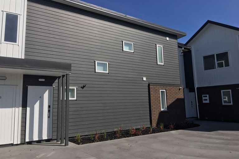 Photo of property in 1/7 Burrows Place, Ilam, Christchurch, 8041