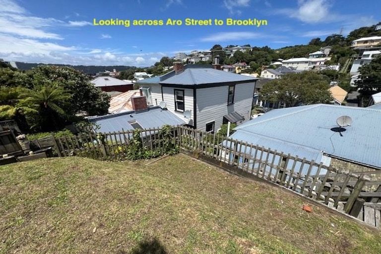 Photo of property in 124 Aro Street, Aro Valley, Wellington, 6021