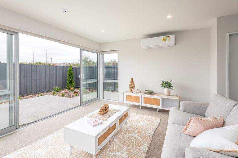Photo of property in 9 Kakapo Lane, Redwood, Christchurch, 8051