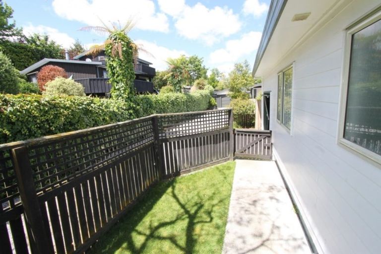 Photo of property in 1/25 Chesham Avenue, Waipahihi, Taupo, 3330