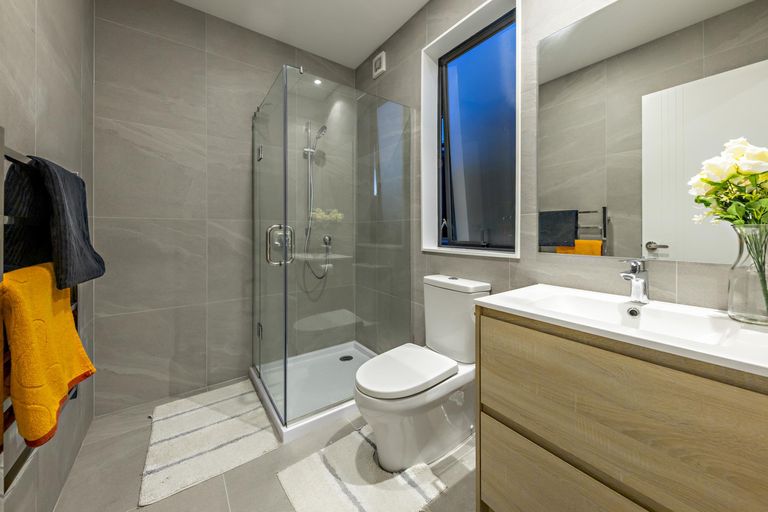 Photo of property in 23 Riroriro Road, Hobsonville, Auckland, 0616