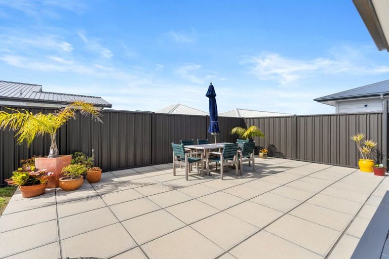 Photo of property in 59 Stace Hopper Drive, One Tree Point, 0118