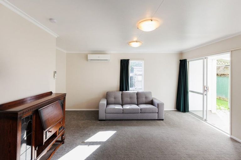 Photo of property in 1/495a Ferguson Street, Palmerston North, 4410