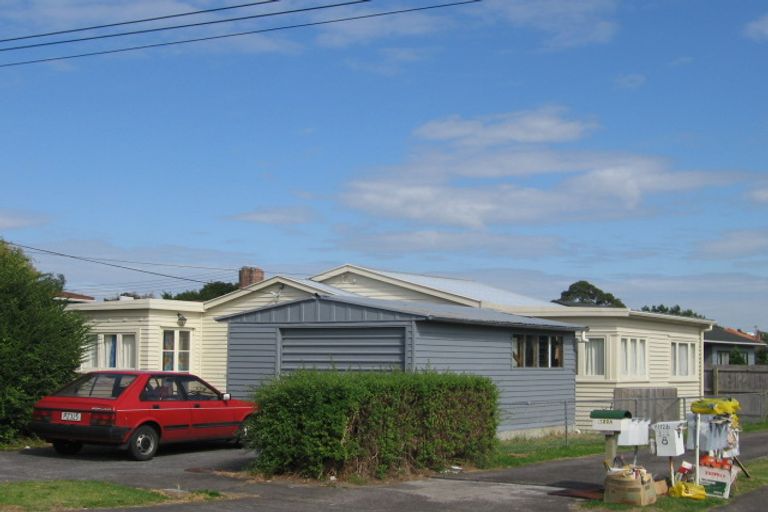 Photo of property in 1/120 Lynwood Road, New Lynn, Auckland, 0600