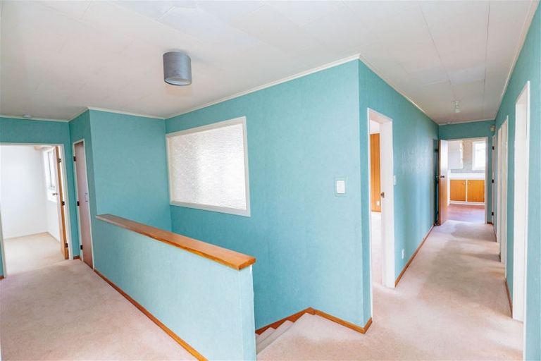 Photo of property in 15 Cortina Avenue, Johnsonville, Wellington, 6037