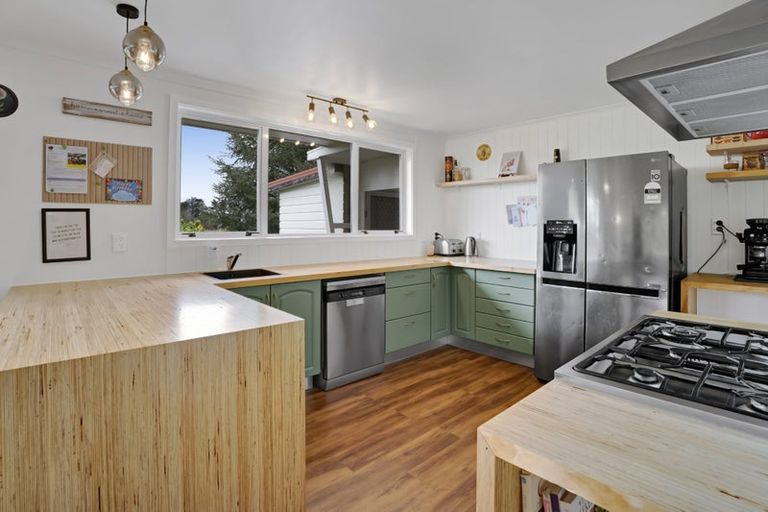 Photo of property in 1634 Mountain Road, Inglewood, 4386