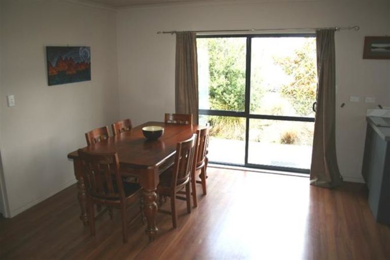 Photo of property in 35 Shields Street, Clyde, 9330