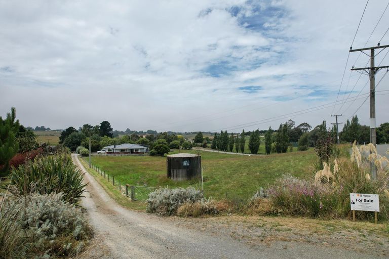 Photo of property in 174 Parsons Road, Weston, Oamaru, 9491