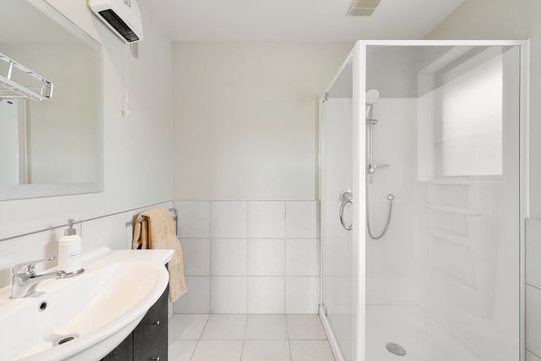 Photo of property in 18 Sandalwood Place, Waimairi Beach, Christchurch, 8083