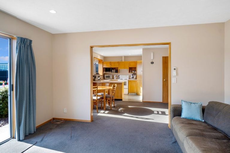 Photo of property in 6 Collins Street, Rangiora, 7400