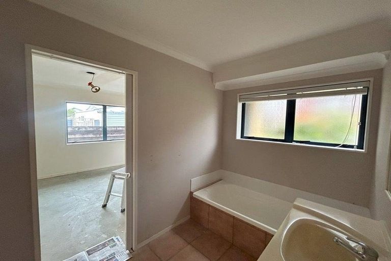 Photo of property in 65a Percy Road, Papamoa Beach, Papamoa, 3118