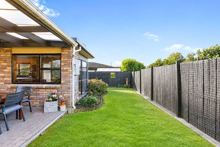Photo of property in 67 Bowen Street, Cambridge, 3434