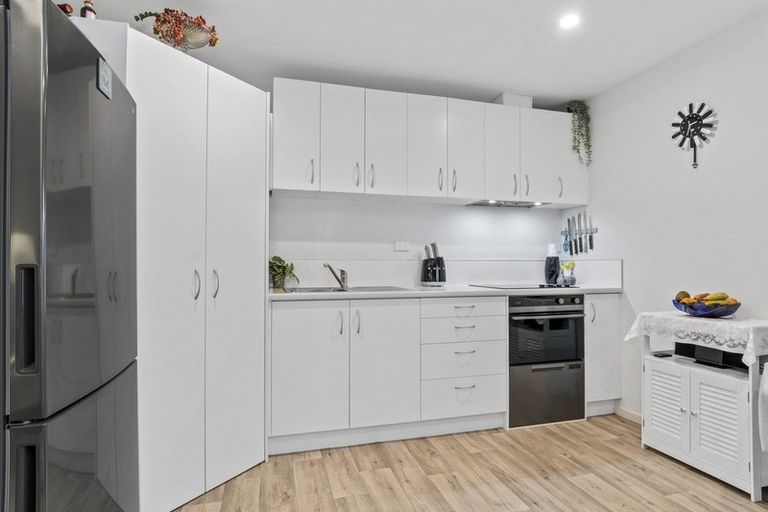 Photo of property in 11 Kamahi Crescent, Papamoa Beach, Papamoa, 3118