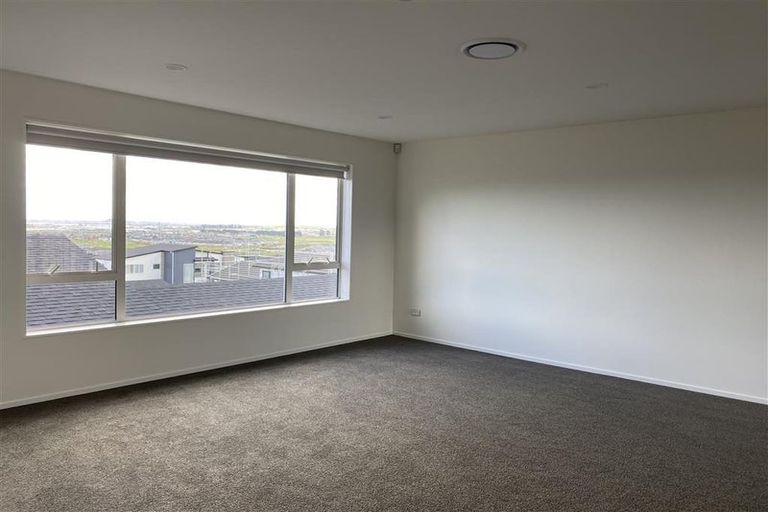 Photo of property in 2 Tannaghmore Drive, Flat Bush, Auckland, 2019
