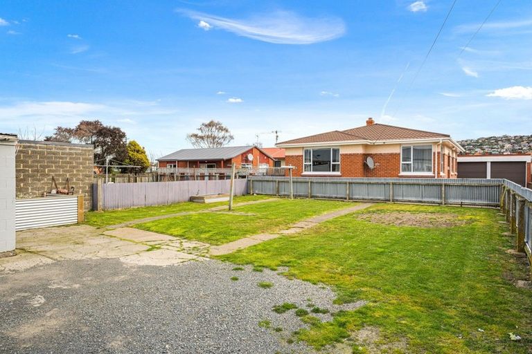 Photo of property in 70 Cutten Street, South Dunedin, Dunedin, 9012