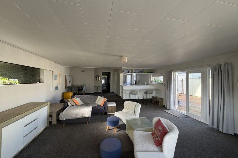 Photo of property in 5/16 Guthrie Road, Havelock North, 4130