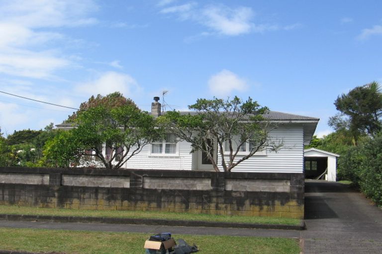 Photo of property in 87 Sabulite Road, Kelston, Auckland, 0602