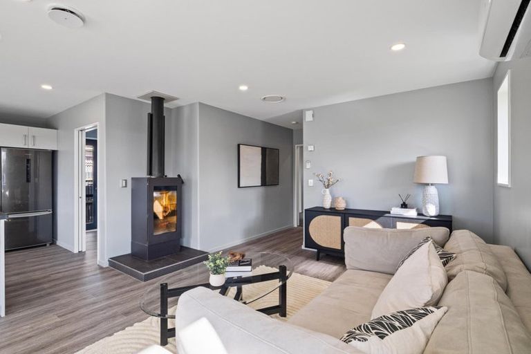 Photo of property in 207 Breezes Road, Aranui, Christchurch, 8061