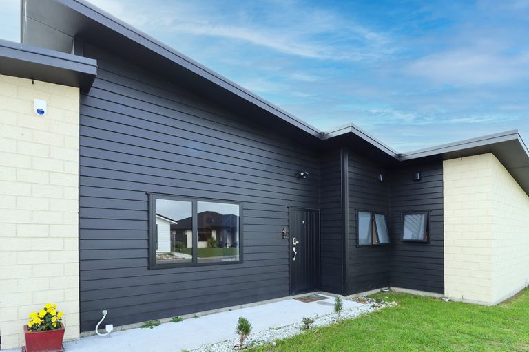 Photo of property in 4 Devon Lane, Carterton, 5713