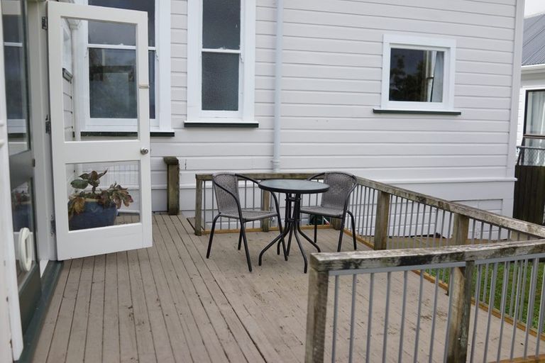 Photo of property in 8 Argyle Street, Mornington, Dunedin, 9011