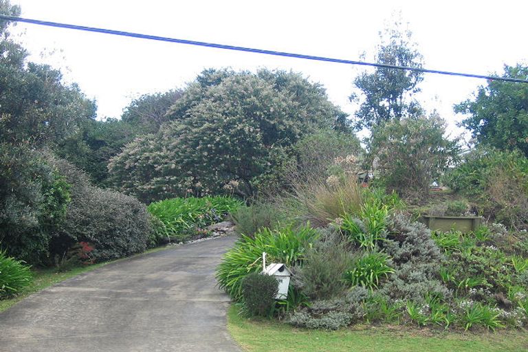 Photo of property in 26 Eatwell Avenue, Paraparaumu Beach, Paraparaumu, 5032