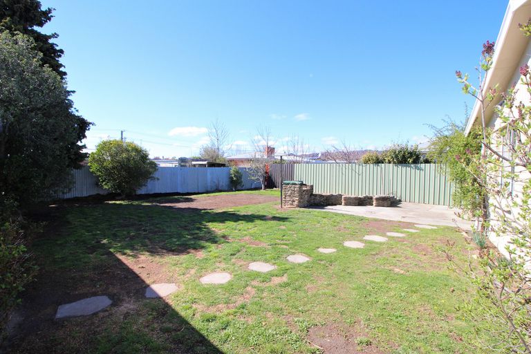Photo of property in 8 Campbell Street, Alexandra, 9320