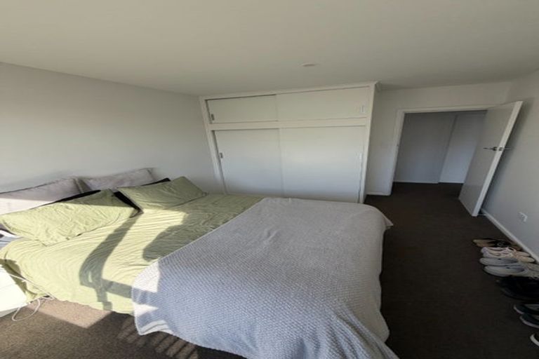 Photo of property in 1/272 Main North Road, Redwood, Christchurch, 8051