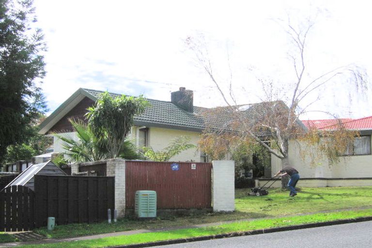 Photo of property in 3 Himalaya Drive, Half Moon Bay, Auckland, 2012