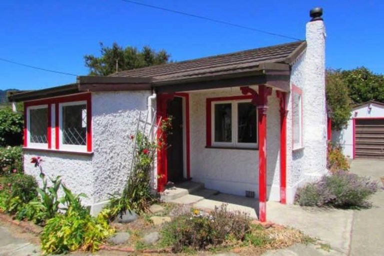 Photo of property in 36 Bateup Road, Richmond, 7020