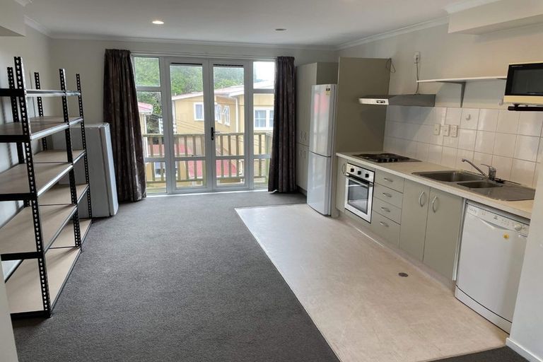 Photo of property in 146d Aro Street, Aro Valley, Wellington, 6021