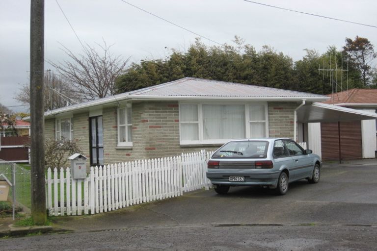 Photo of property in 5 Alice Place, Levin, 5510