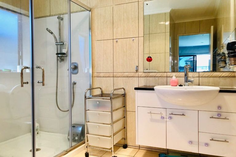 Photo of property in 7 Banshire Close, Flat Bush, Auckland, 2016