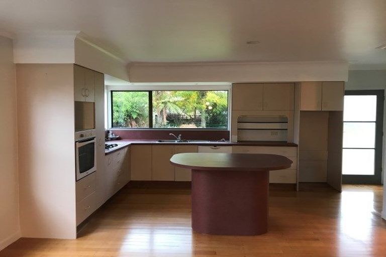 Photo of property in 365 Otumoetai Road, Otumoetai, Tauranga, 3110