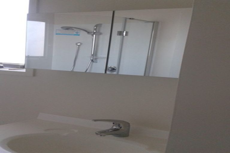 Photo of property in 37 Hibiscus Coast Highway, Silverdale, 0932