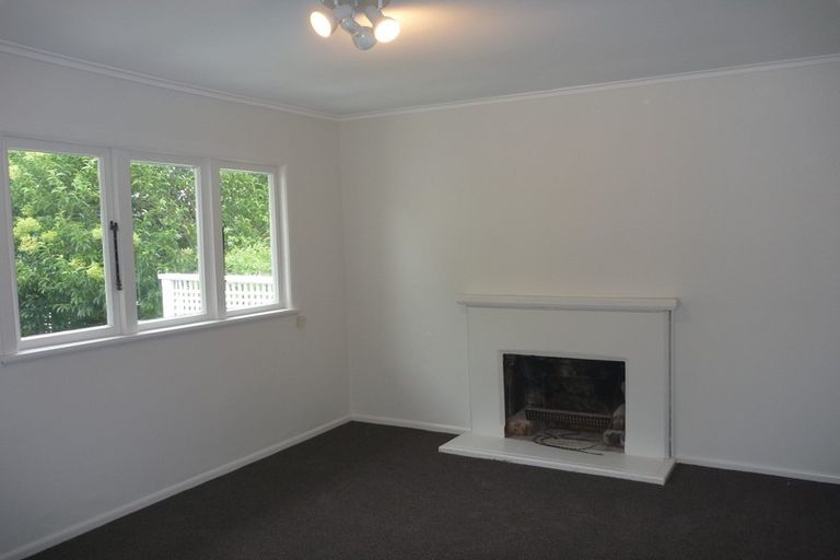 Photo of property in 1/75 Kowhai Road, Mairangi Bay, Auckland, 0630