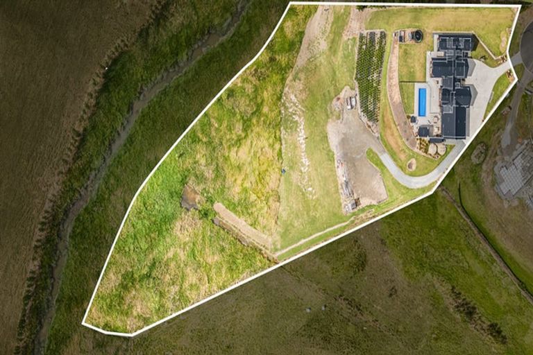 Photo of property in 38 Awatiro Drive, Kaukapakapa, 0871