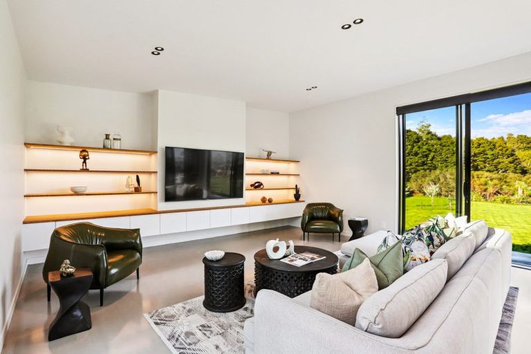 Photo of property in 22 Kahika Grove, Huapai, Kumeu, 0810