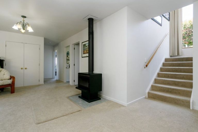 Photo of property in 42 Wakeman Road, Acacia Bay, Taupo, 3330