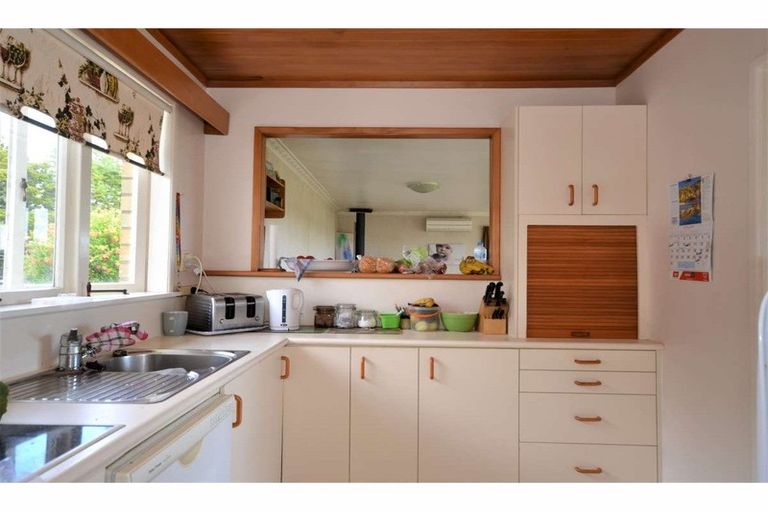 Photo of property in 222 Okokako Road, Waimate North, Kerikeri, 0293