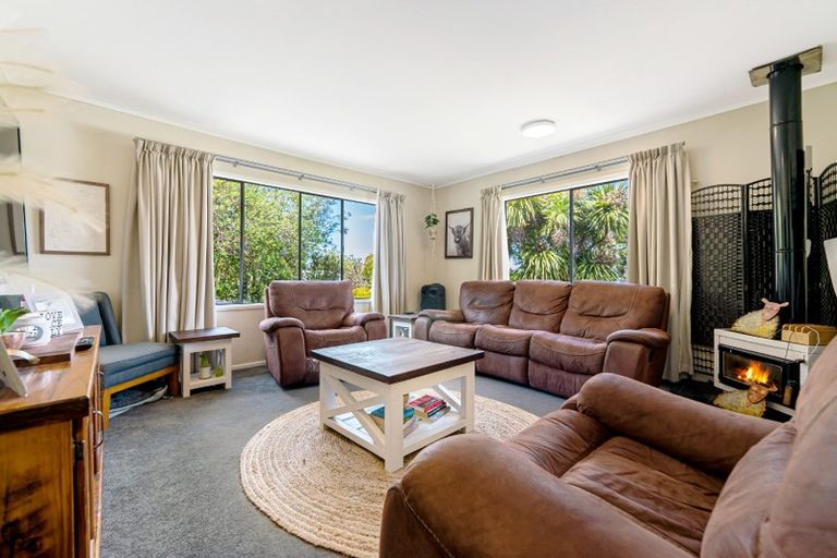 Photo of property in 15 Haseler Crescent, Howick, Auckland, 2014
