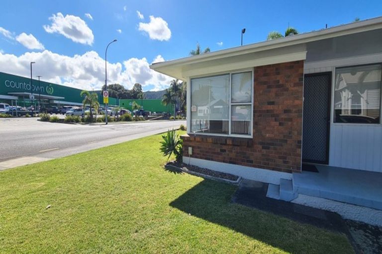 Photo of property in 11a Manse Street, Regent, Whangarei, 0112