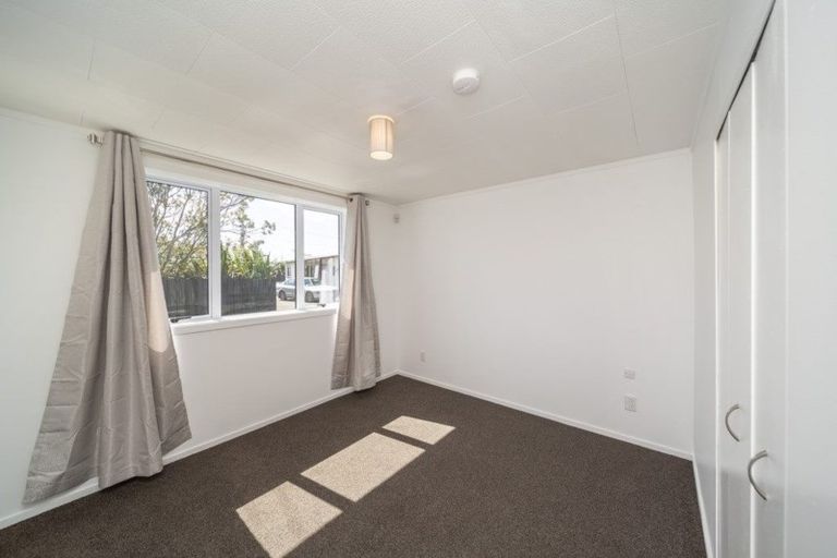 Photo of property in 17b Rimu Street, Hawera, 4610